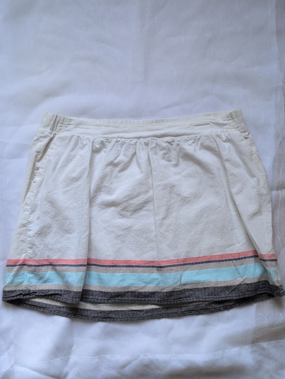 Old Navy Cream Elastic Waist Skirt